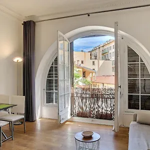 atypique-studio-port-de-nice.fr-provencehotel.com/