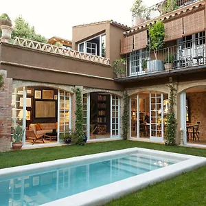 llimona-suites.catalonia-hotels.com/
