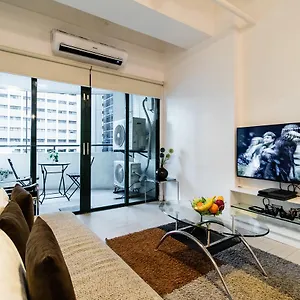 Luxury Spacious 2br In Salcedo Village Apartment