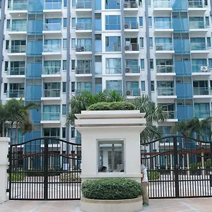 De Luxe 7qrs Apartment