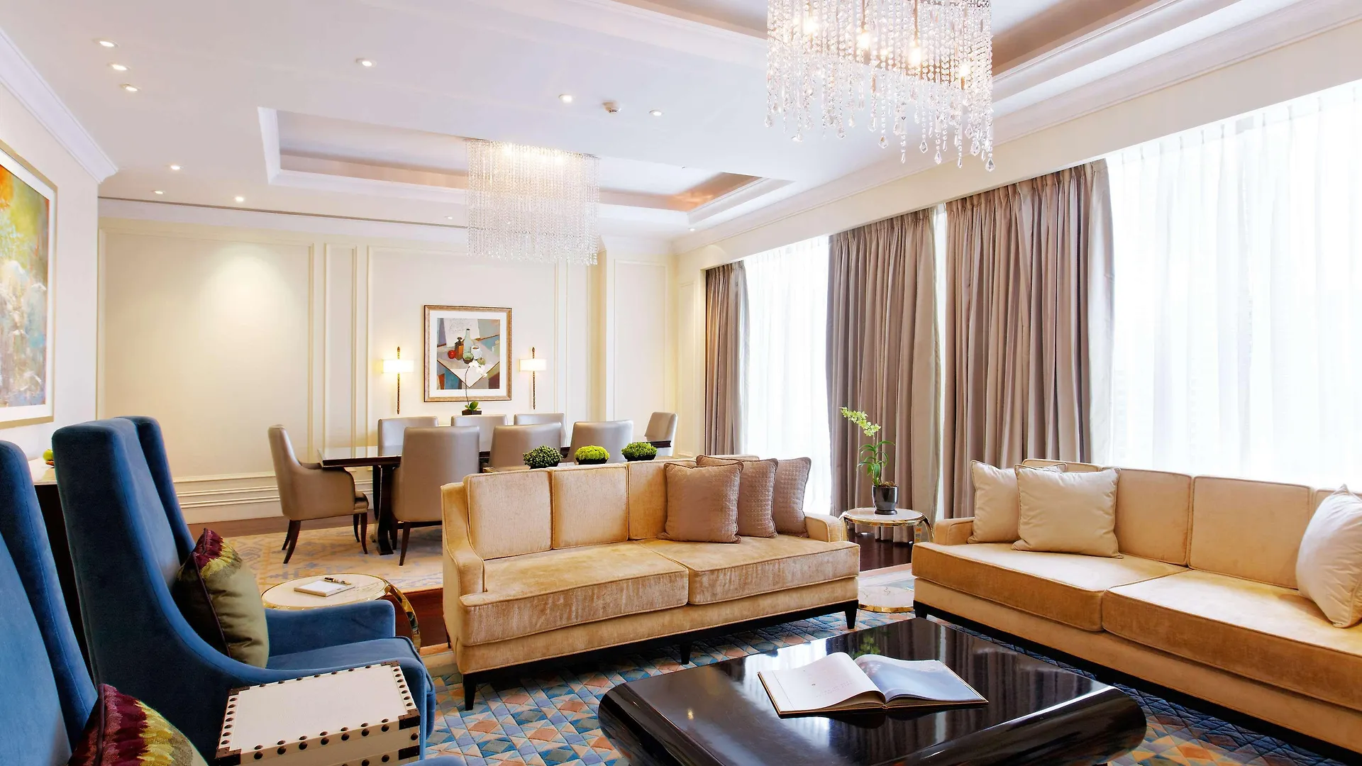 Raffles Makati Otel Makati City
