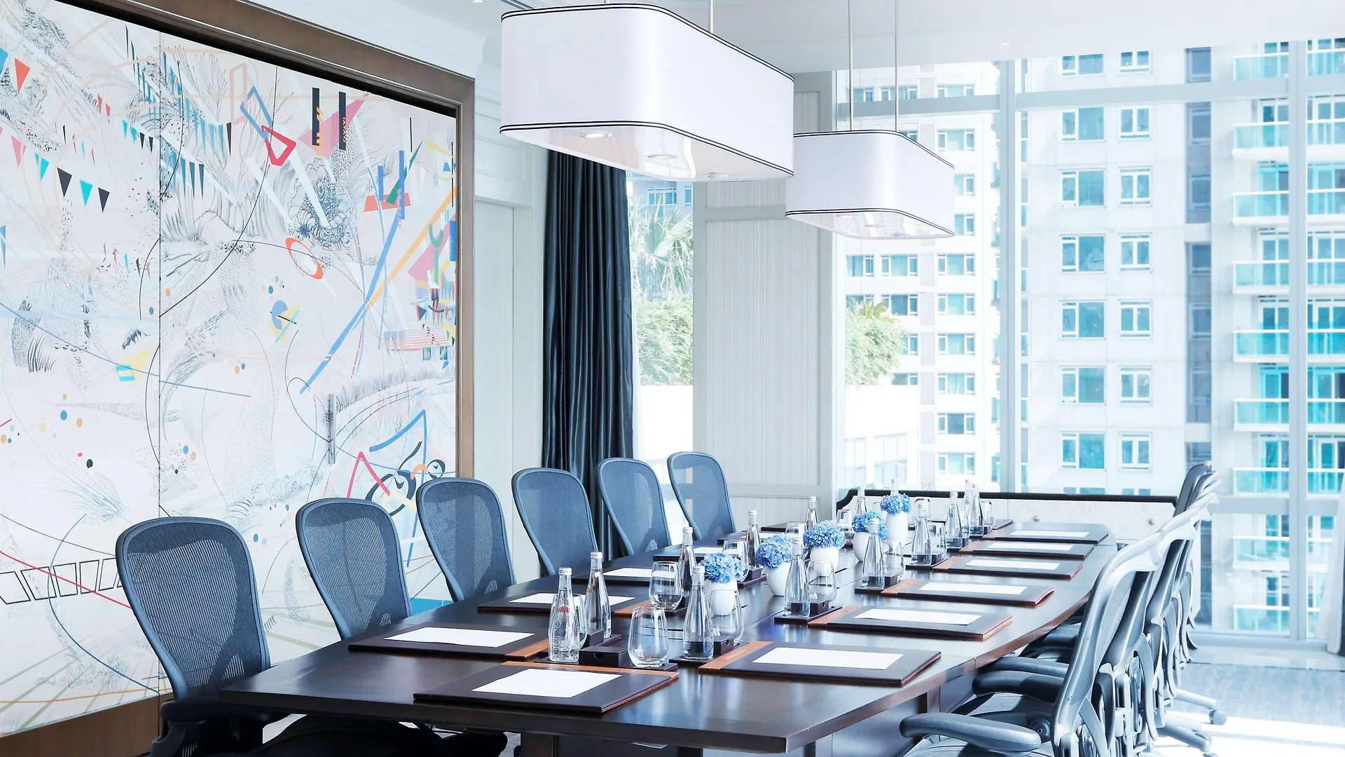 Raffles Makati Otel Makati City