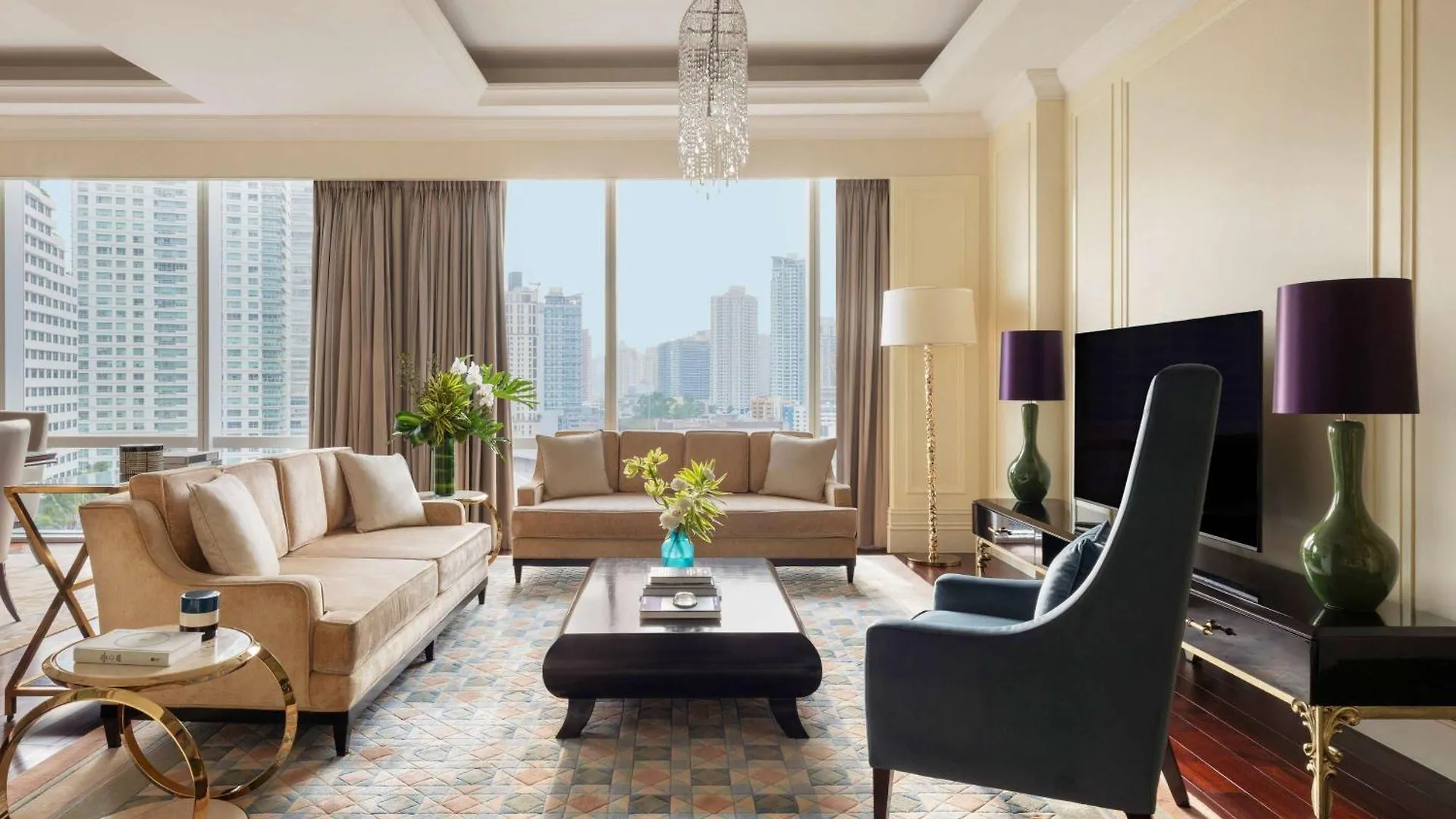 Raffles Makati Otel Makati City 5*,  Filipinler
