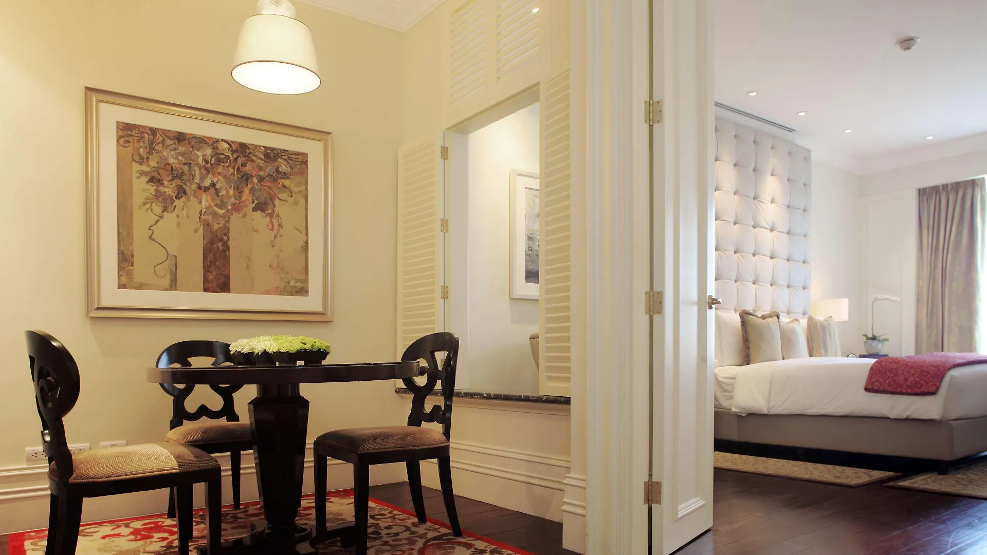 Raffles Makati Hotel Makati City 5*,